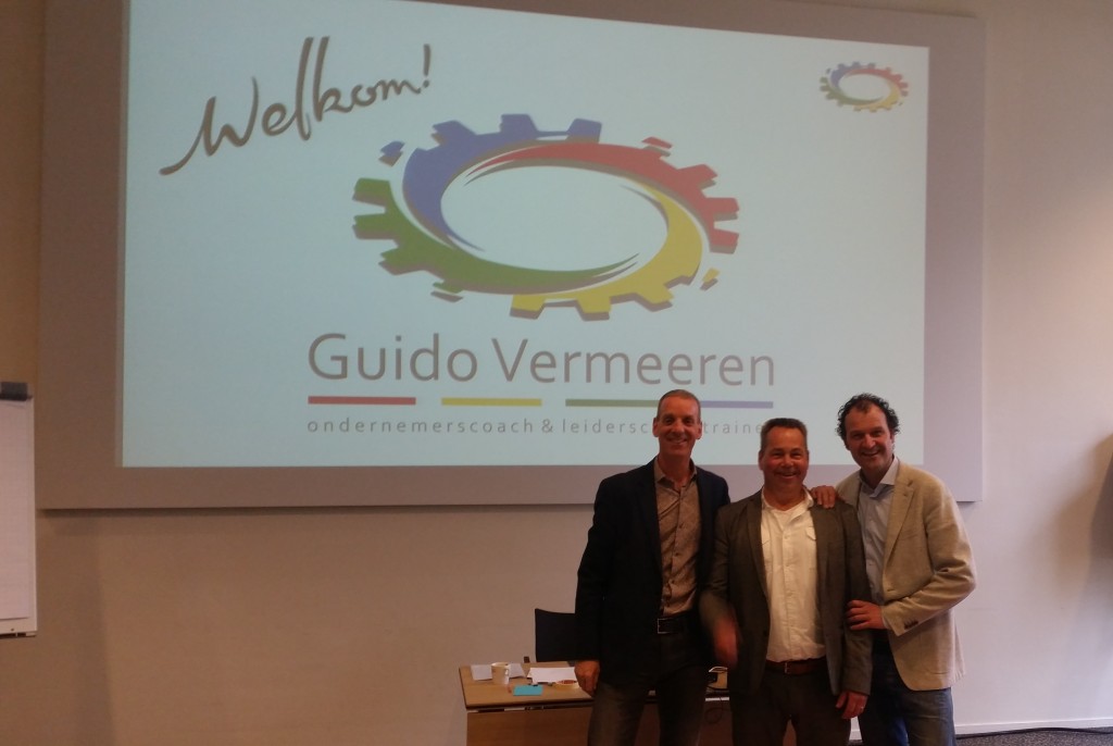Guido Vermeeren geeft zijn presentatie op de PersonalColor Partnerbijeenkomst in sportcentrum Papendal, Arnhem.